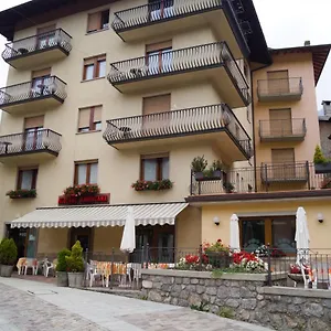 Hotel Americana, Serina (Lombardy)